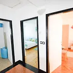 Gabi Mit Terrasse By Interhome Apartamento